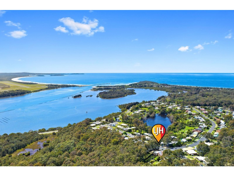 22 Hazel Road, Moruya Heads NSW 2537