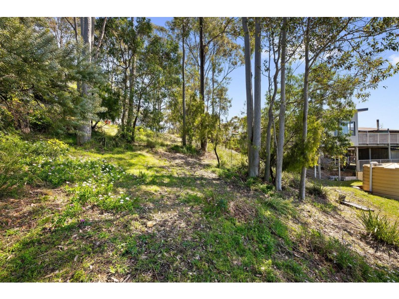 22 Hazel Road, Moruya Heads NSW 2537