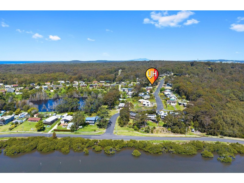22 Hazel Road, Moruya Heads NSW 2537