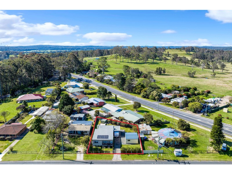 4 Sutcliffe Street, Bodalla NSW 2545
