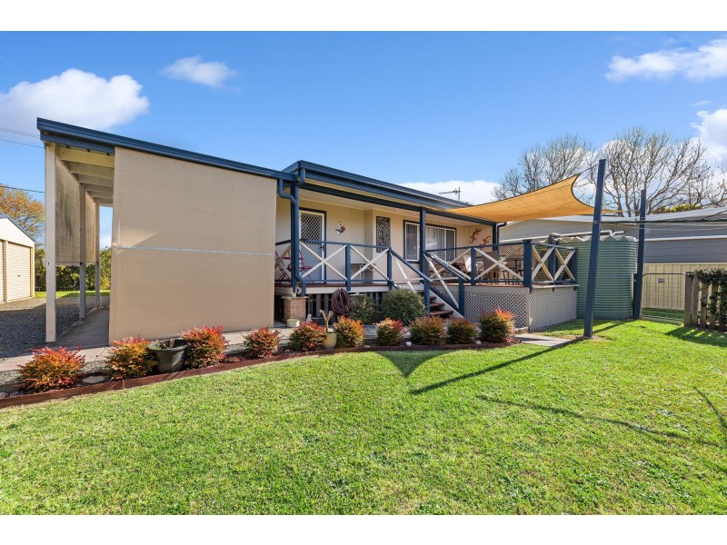 4 Sutcliffe Street, Bodalla NSW 2545