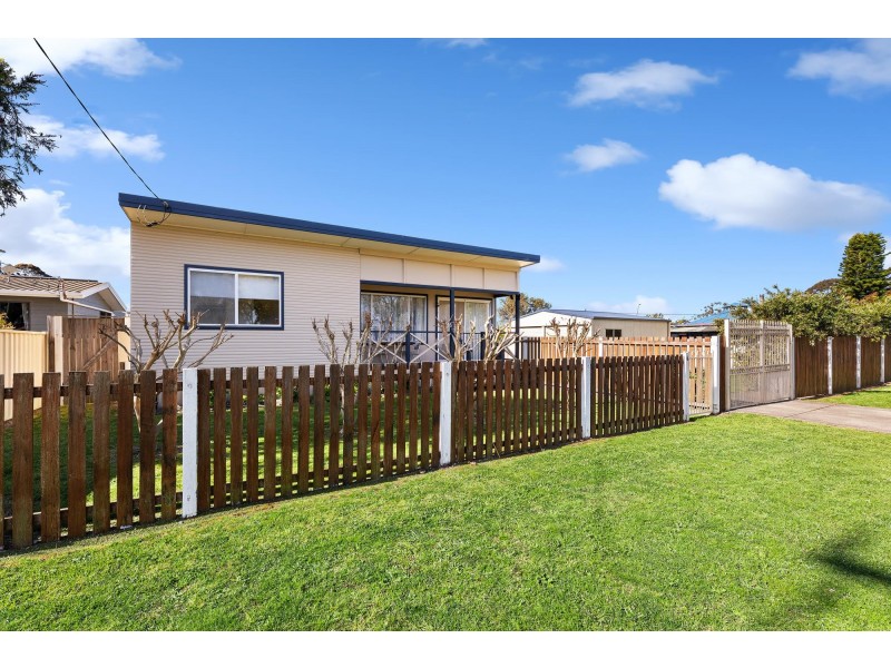 4 Sutcliffe Street, Bodalla NSW 2545