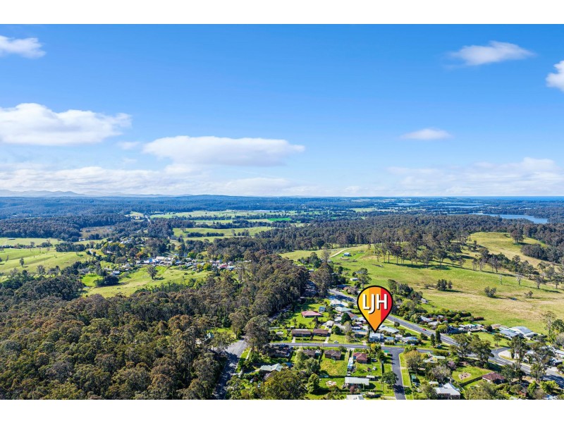 4 Sutcliffe Street, Bodalla NSW 2545