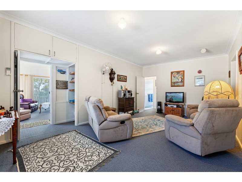 4 Sutcliffe Street, Bodalla NSW 2545