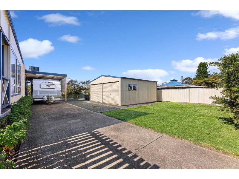 4 Sutcliffe Street, Bodalla NSW 2545