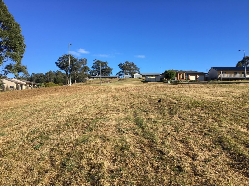 15 Patterson Close, Moruya NSW 2537