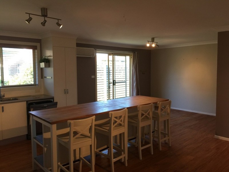 6 Craig Mostyn Place, Moruya NSW 2537