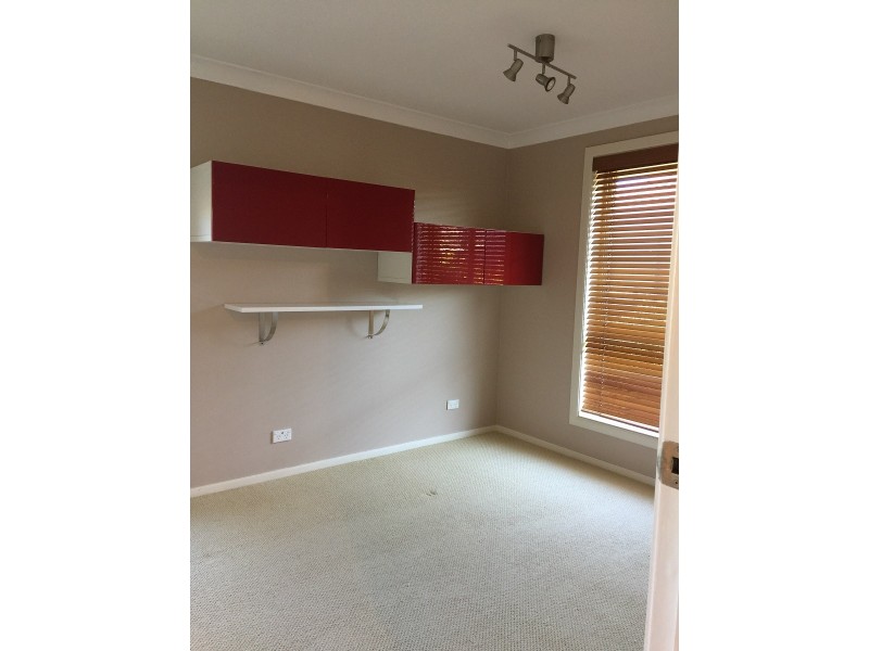 6 Craig Mostyn Place, Moruya NSW 2537