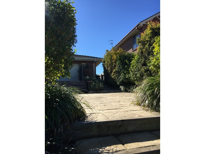 6 Craig Mostyn Place, Moruya NSW 2537