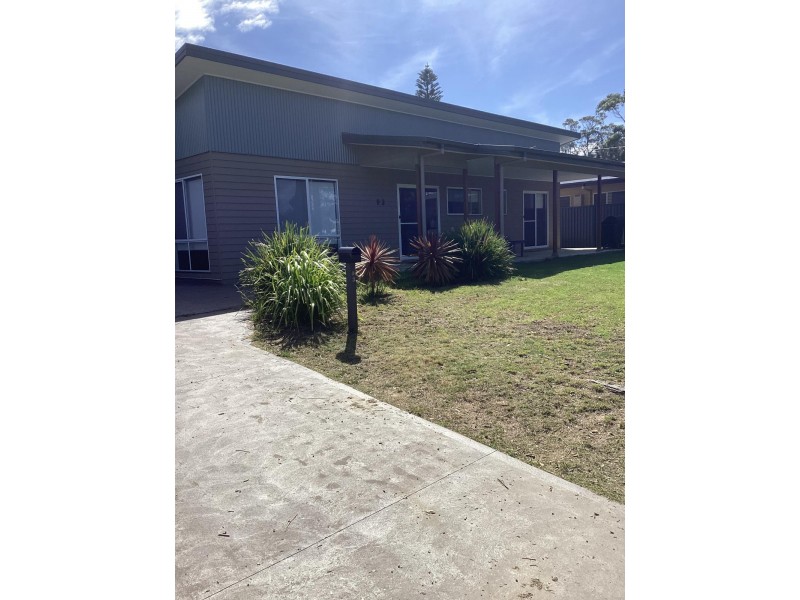 93 Smith Street, Broulee NSW 2537