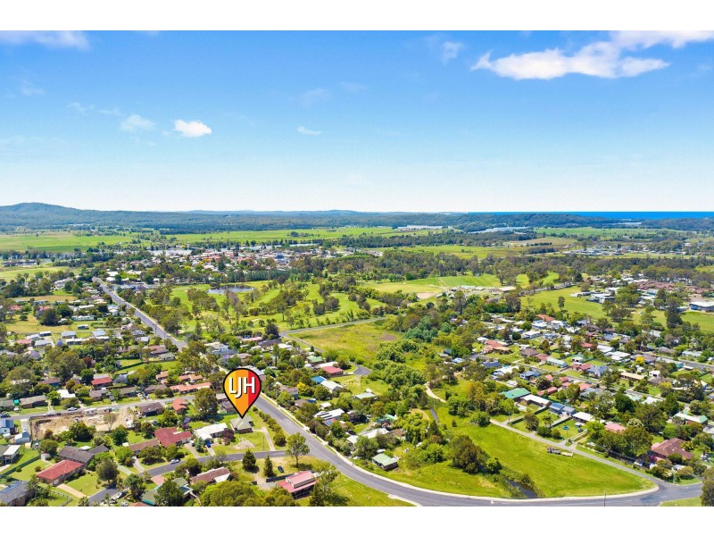 2 Panorama Parade, Moruya NSW 2537