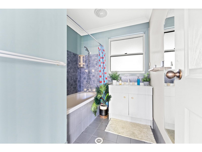 1 Janari Close, Moruya NSW 2537