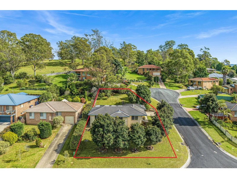 1 Ryley Close, Moruya NSW 2537