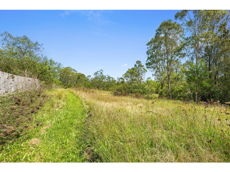 24 Glenduart Grove, Moruya NSW 2537