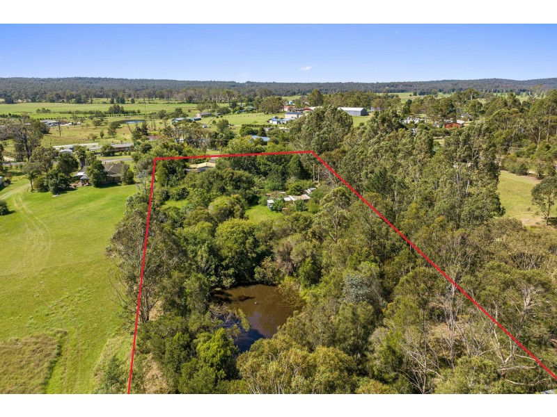 24 Glenduart Grove, Moruya NSW 2537