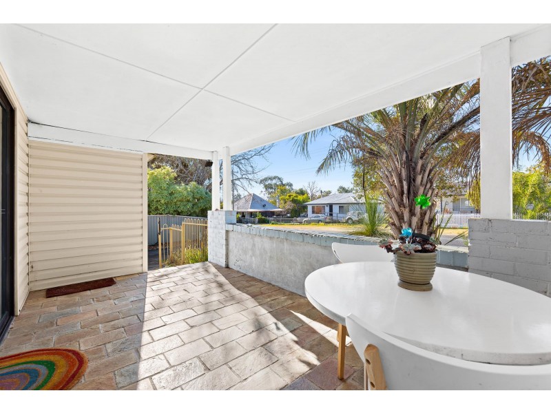 17 Haslingden Street, Moruya NSW 2537