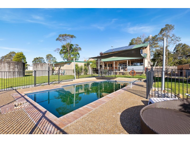 11 Glenduart Grove, Moruya NSW 2537