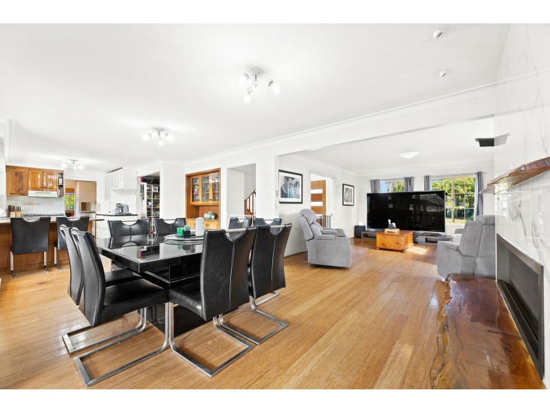 11 Glenduart Grove, Moruya NSW 2537