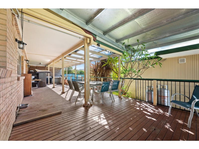 11 Glenduart Grove, Moruya NSW 2537