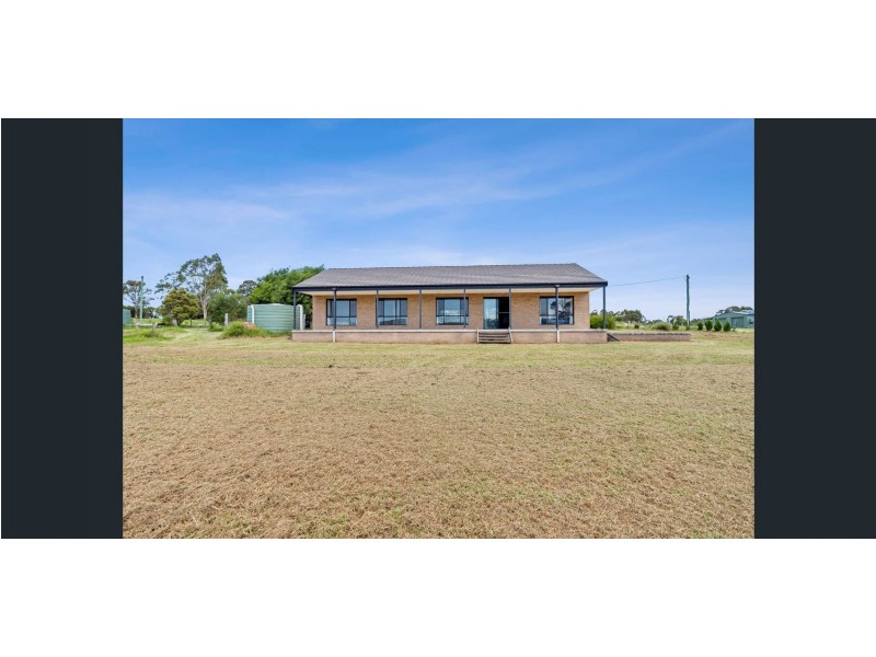 1A Glenduart Grove, Moruya NSW 2537