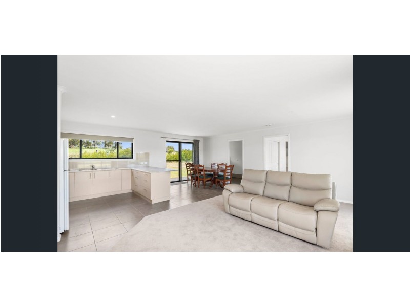 1A Glenduart Grove, Moruya NSW 2537