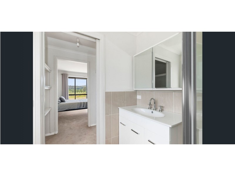 1A Glenduart Grove, Moruya NSW 2537