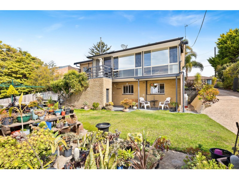 16 Craddock Road, Tuross Head NSW 2537