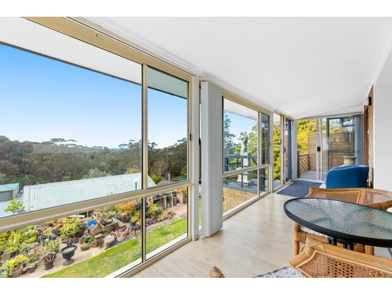 16 Craddock Road, Tuross Head NSW 2537