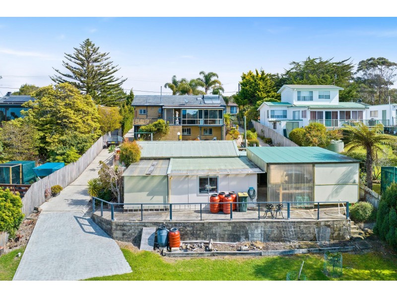 16 Craddock Road, Tuross Head NSW 2537