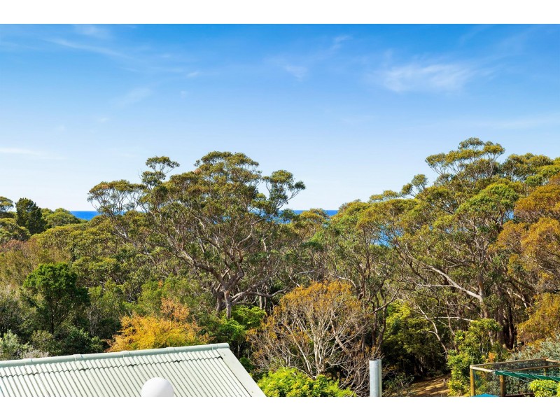 16 Craddock Road, Tuross Head NSW 2537