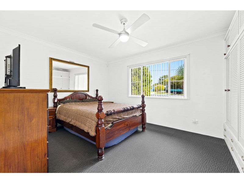 16 Craddock Road, Tuross Head NSW 2537