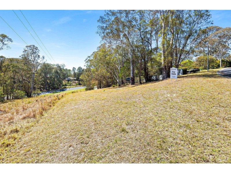 2 Halyard Drive, Moruya Heads NSW 2537