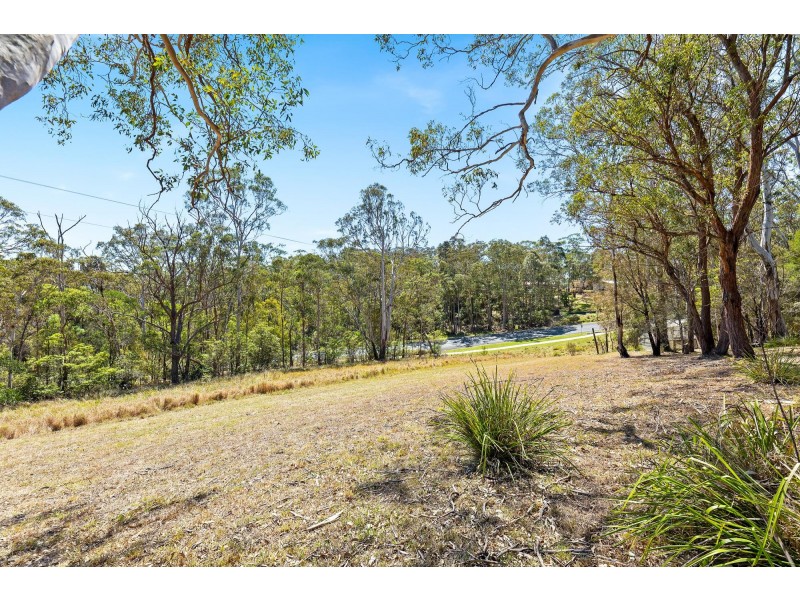 2 Halyard Drive, Moruya Heads NSW 2537