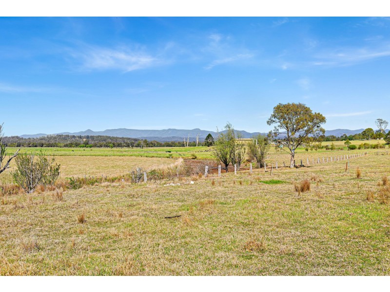 21 Larrys Mountain Road, Moruya NSW 2537