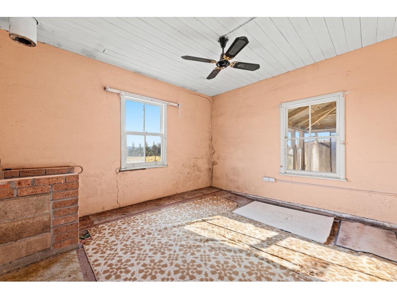 21 Larrys Mountain Road, Moruya NSW 2537