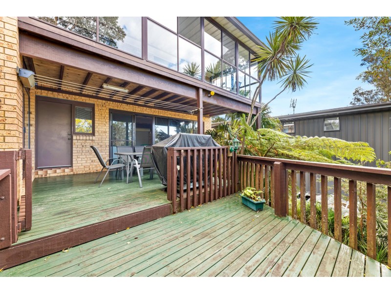 16 Hazel Road, Moruya Heads NSW 2537