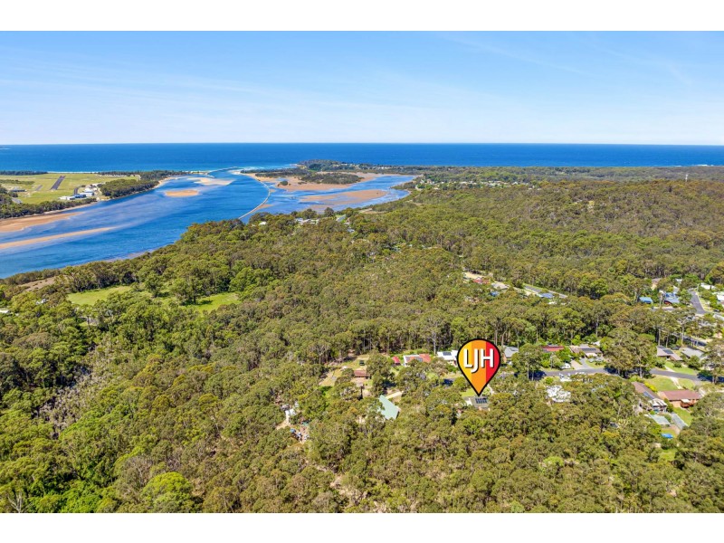 14 Headland Grove, Moruya Heads NSW 2537