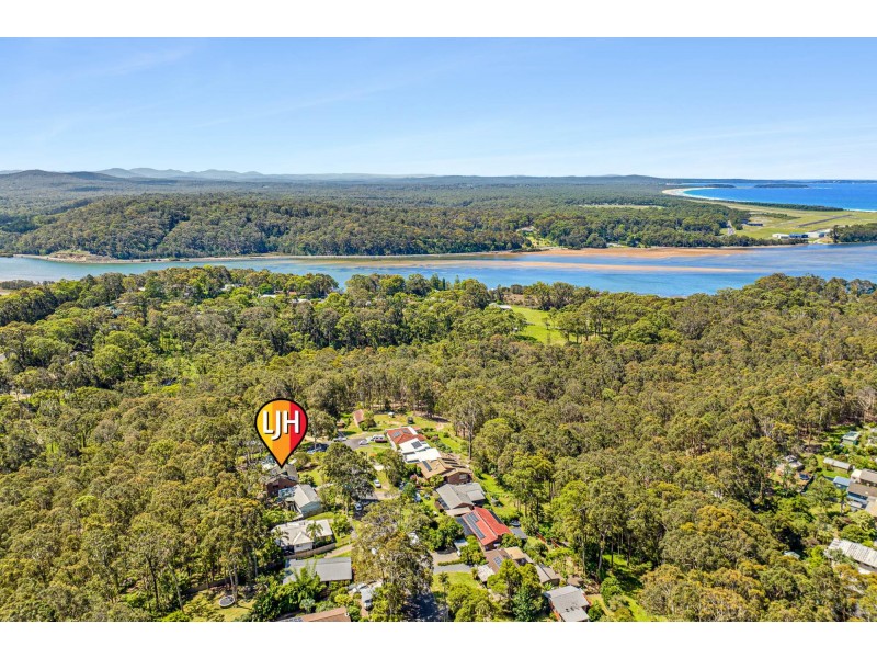 14 Headland Grove, Moruya Heads NSW 2537