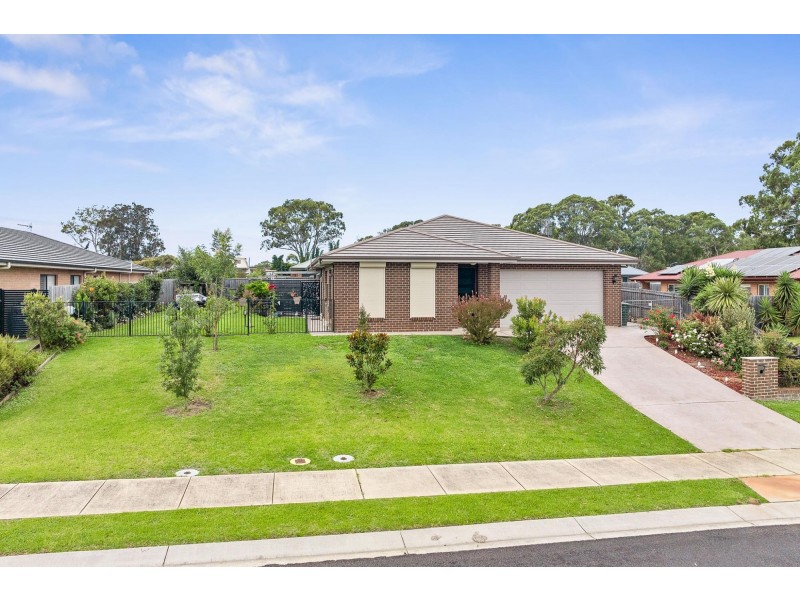 7 Braemar Drive, Moruya NSW 2537