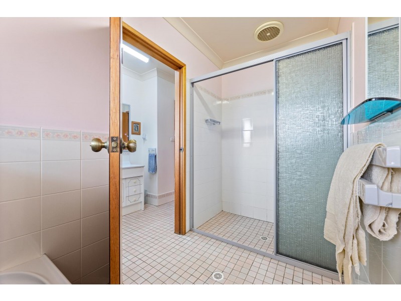 3 Craig Mostyn Place, Moruya NSW 2537