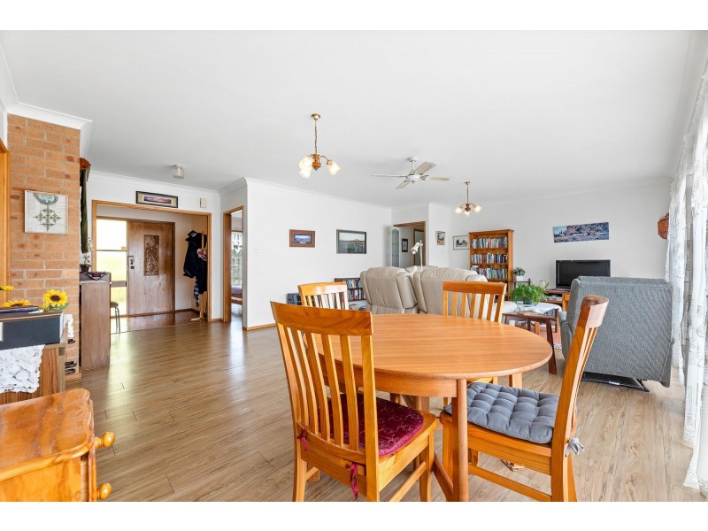 3 Craig Mostyn Place, Moruya NSW 2537