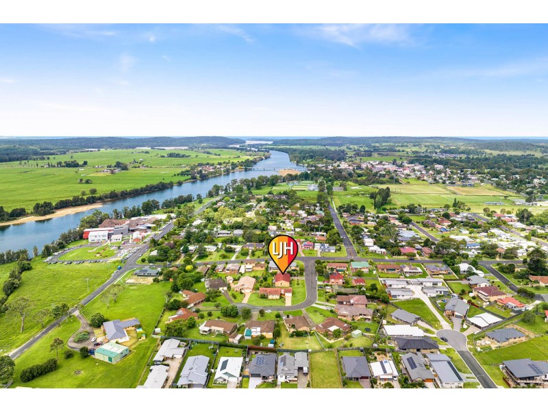 3 Craig Mostyn Place, Moruya NSW 2537