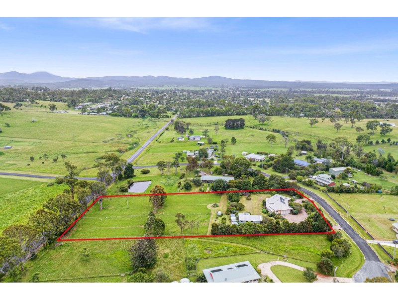 26 Yarimup Place, Moruya NSW 2537