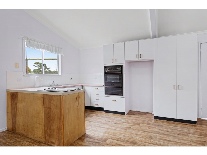 26 Yarimup Place, Moruya NSW 2537