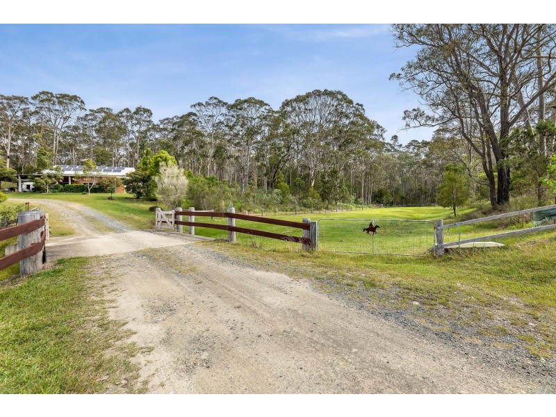 ‘WYWURK’ 3 Brown Close, Moruya Heads NSW 2537