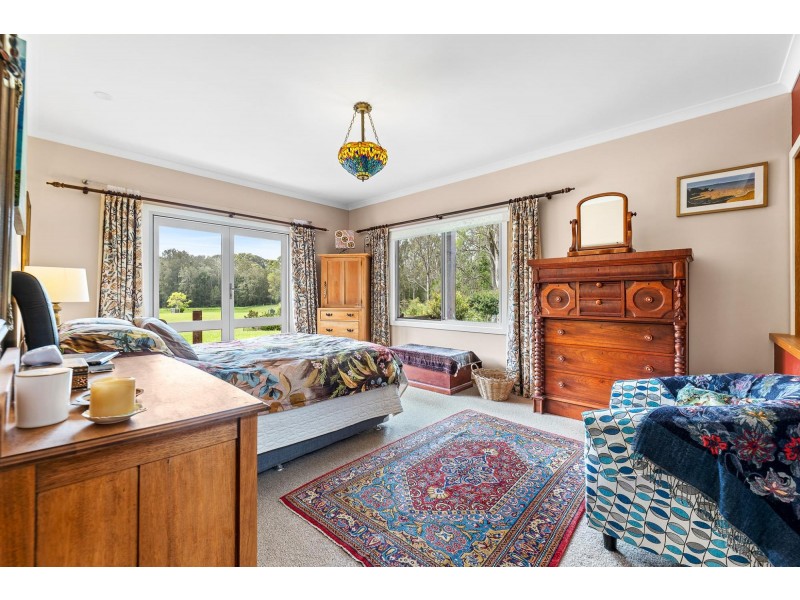 ‘WYWURK’ 3 Brown Close, Moruya Heads NSW 2537