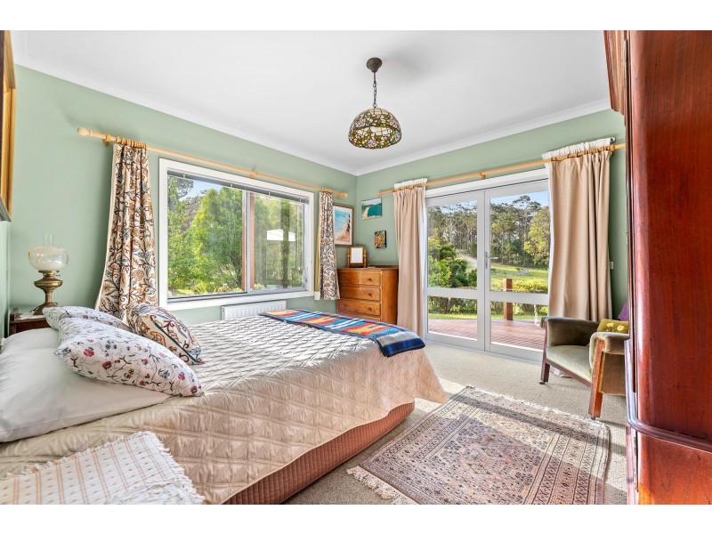 ‘WYWURK’ 3 Brown Close, Moruya Heads NSW 2537