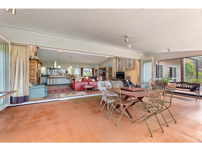 ‘WYWURK’ 3 Brown Close, Moruya Heads NSW 2537