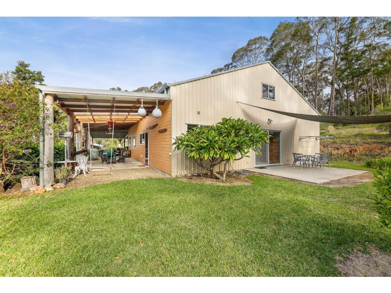 ‘WYWURK’ 3 Brown Close, Moruya Heads NSW 2537