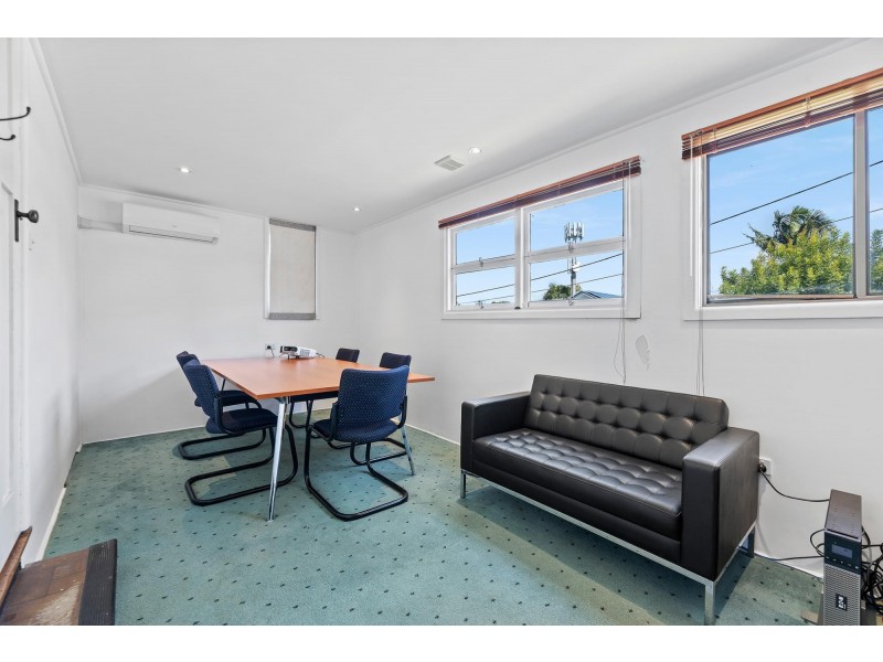 10 Page Street, Moruya NSW 2537